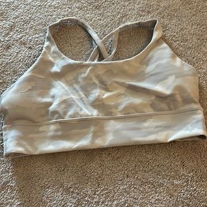 Lululemon sports bra